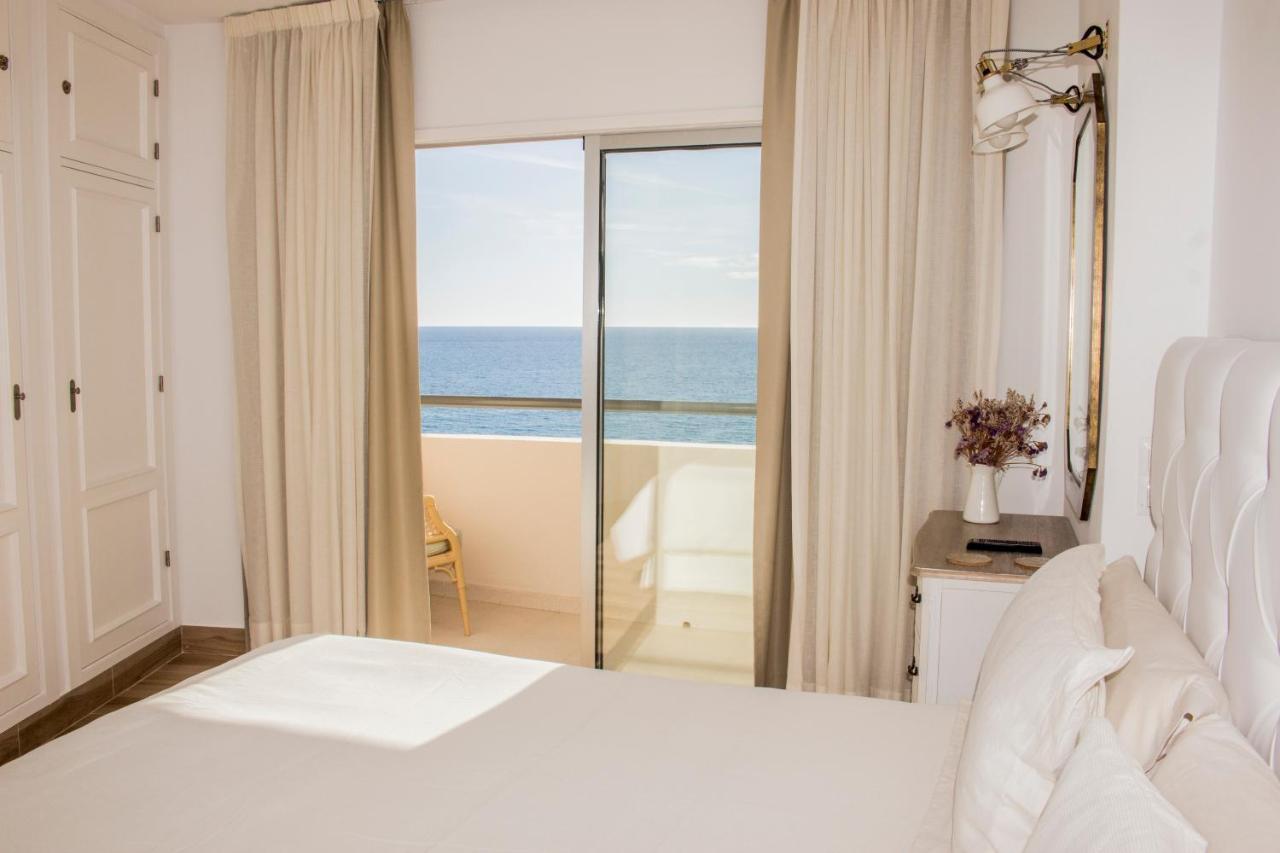 Beachfront Apartment In Fuengirola With Sea Views Exterior foto