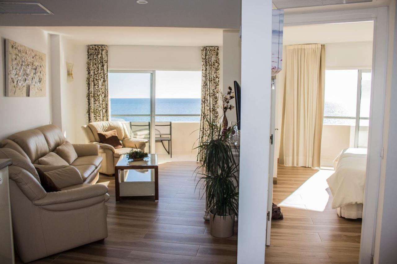 Beachfront Apartment In Fuengirola With Sea Views Exterior foto